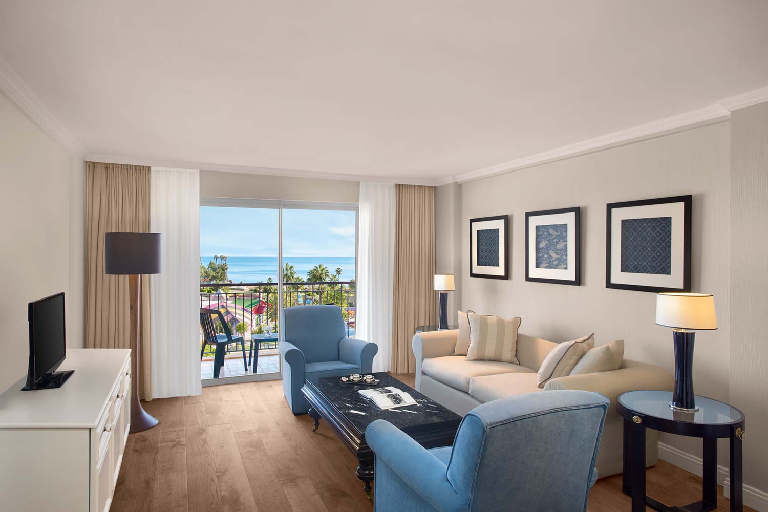 IC-Santai-SeniorSuite-02.jpg